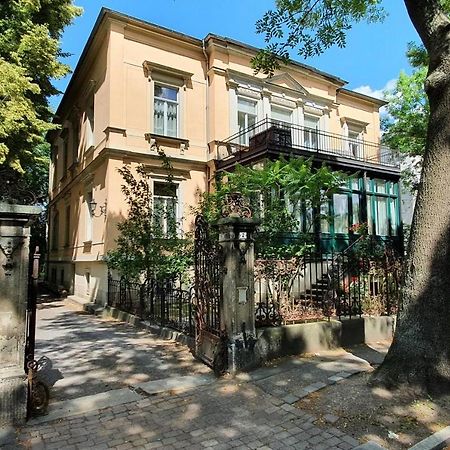 Ferienwohnungen Villa Haniel Paul ドレスデン エクステリア 写真